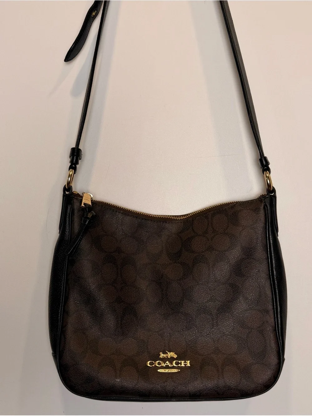 Coach Signature Brown Black Medium Zip Top Crossbody Bag Gold Hardware